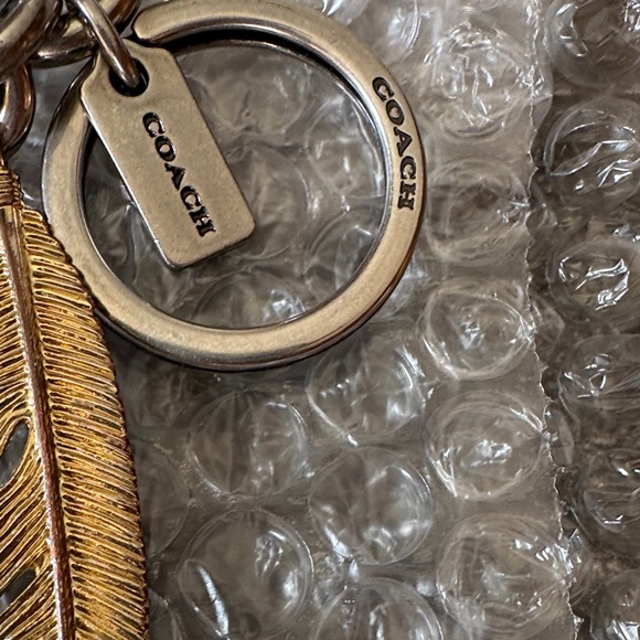 Coach RARE  Metallic Feather Keychain - Picture 3 of 8